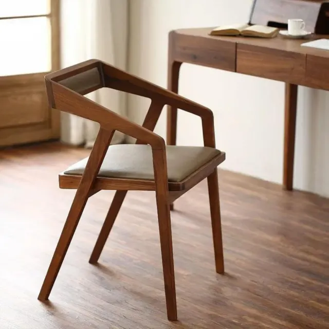 Sheesham Wood Arm Chair with Leather Cushion (Natural Brown)